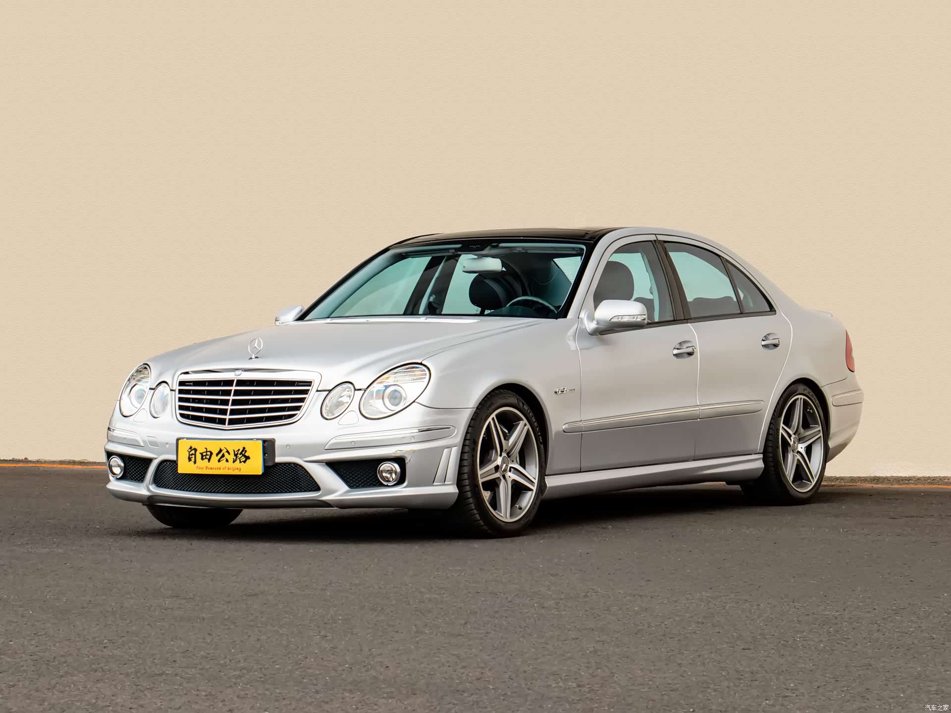 Mercedes-Benz E-Class, 2007 1