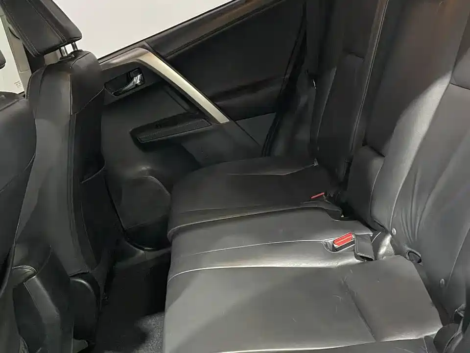 Toyota RAV4 Rongfang