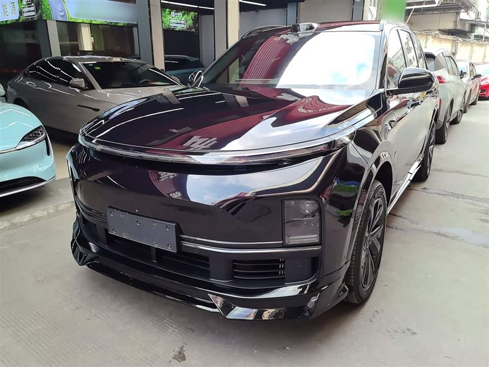 Li Auto Ideal L8