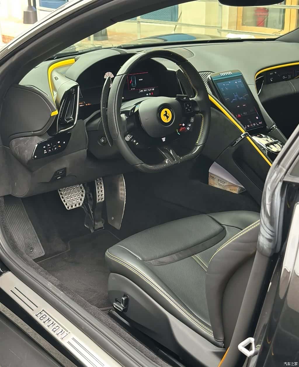 Ferrari Roma, 2021 14