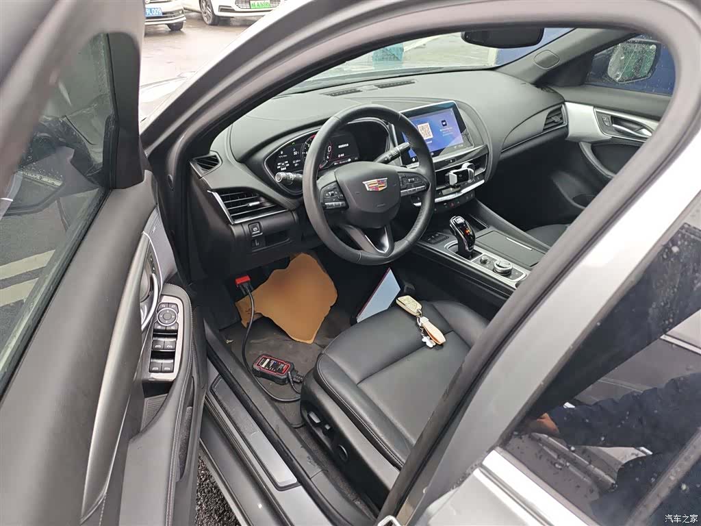 Cadillac CT5, 2023 14
