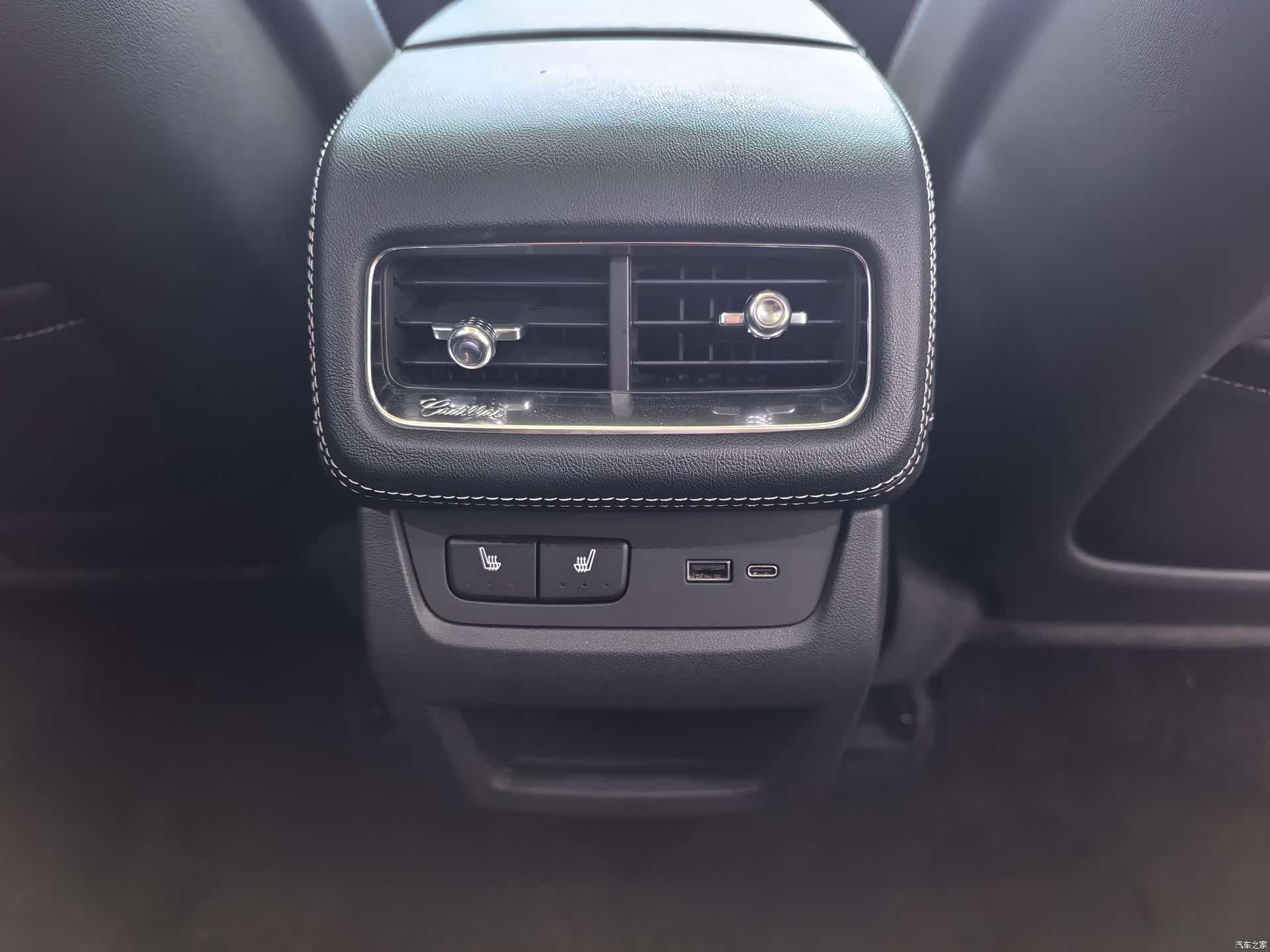 Cadillac XT5, 2026 16