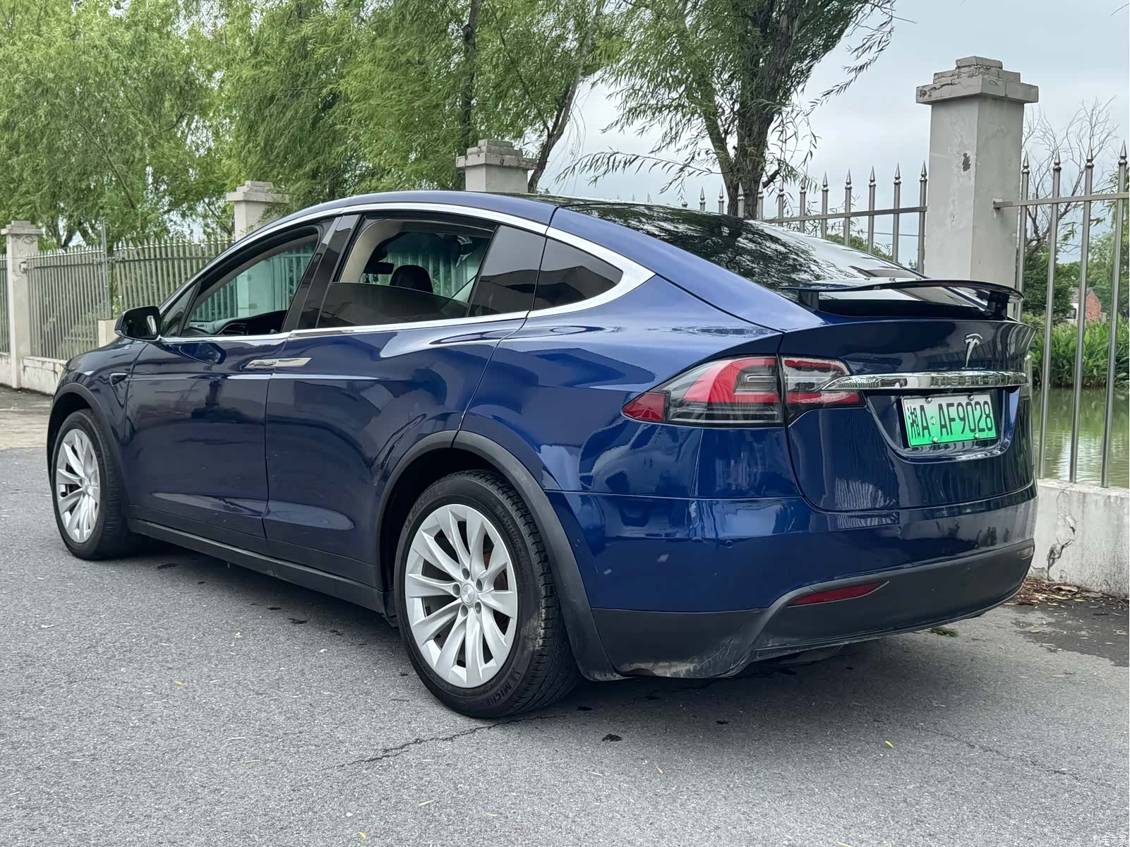 Tesla Model X, 2017 все фото