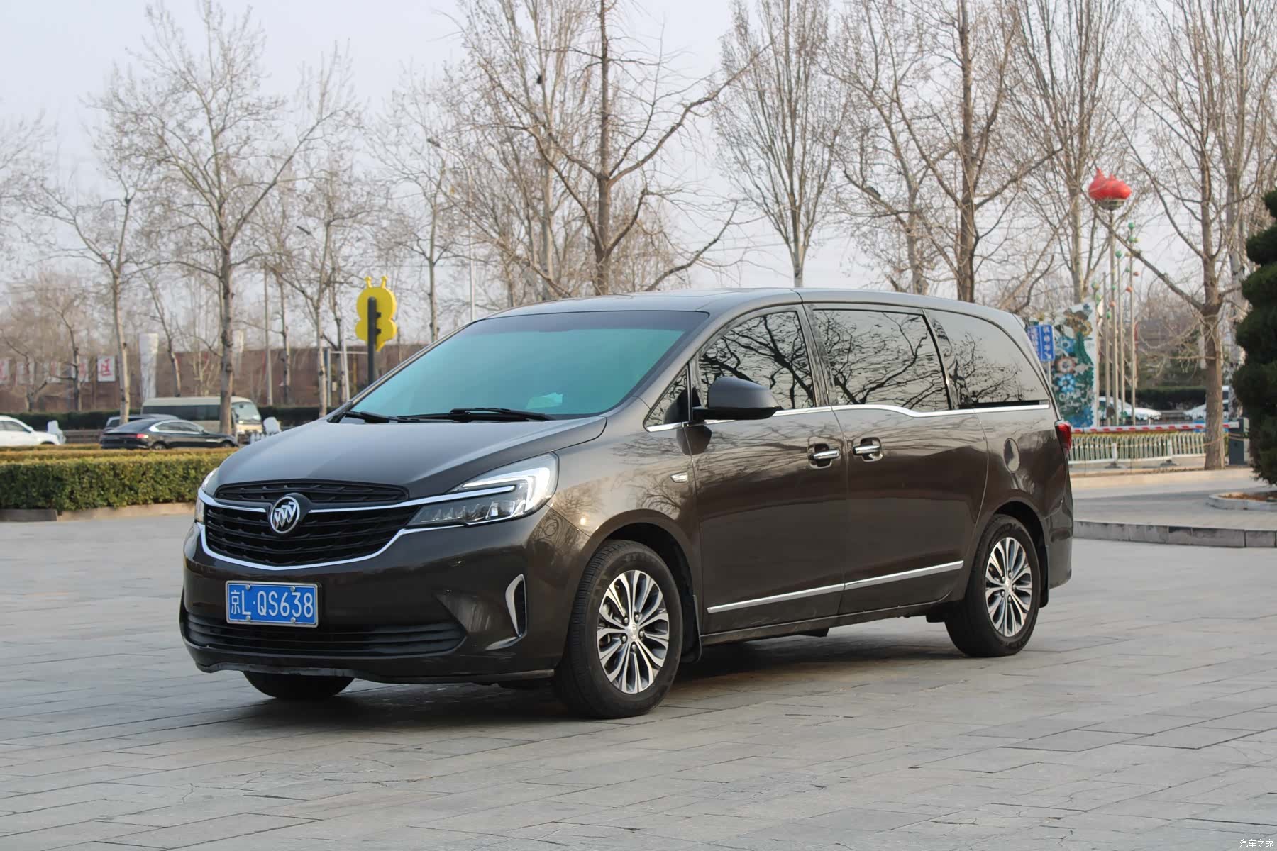 Buick GL8, 2020 1