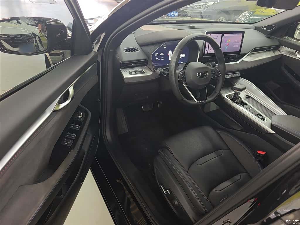 Geely Preface, 2024 16