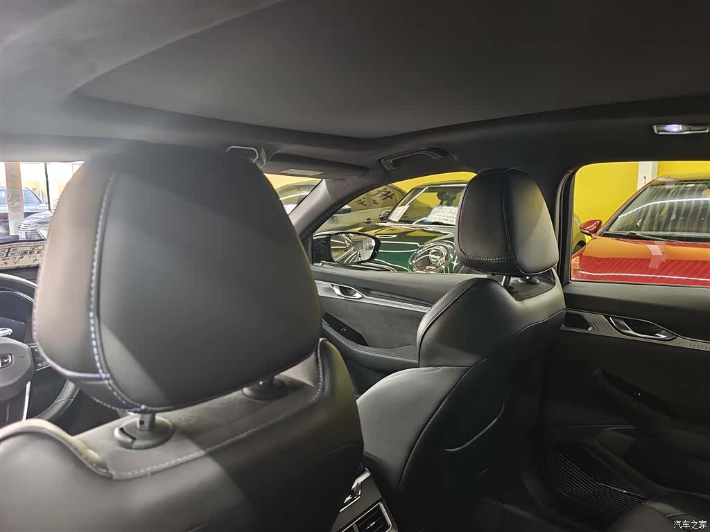 Geely Preface, 2024 18