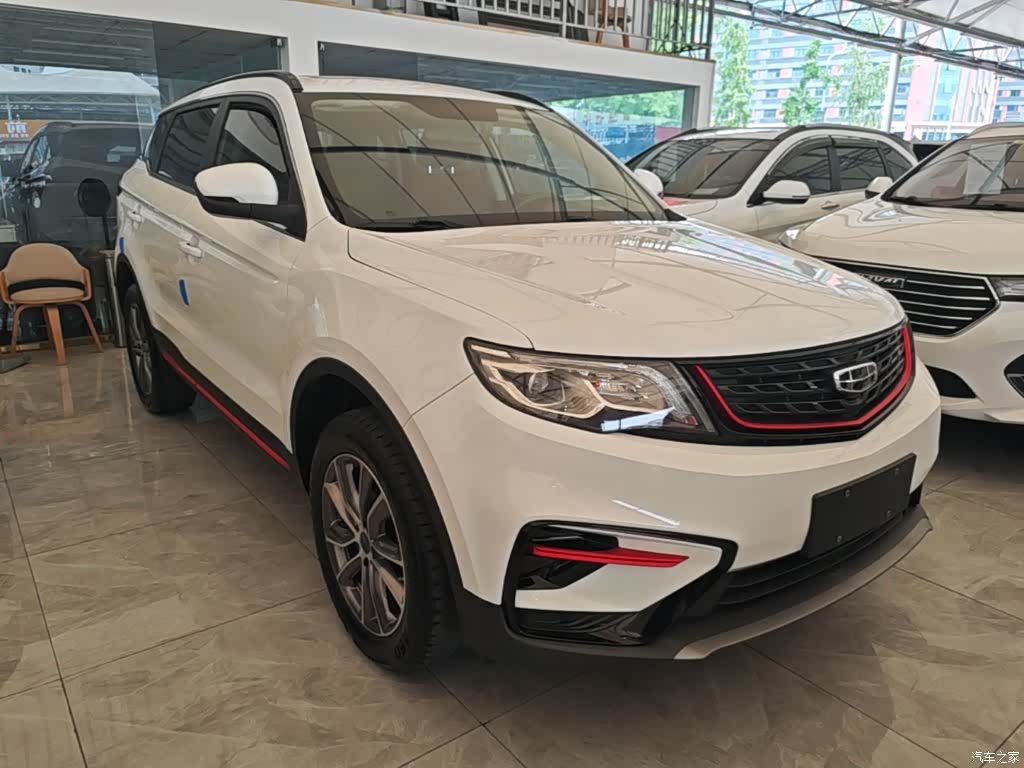 Geely Boyue, 2022 4