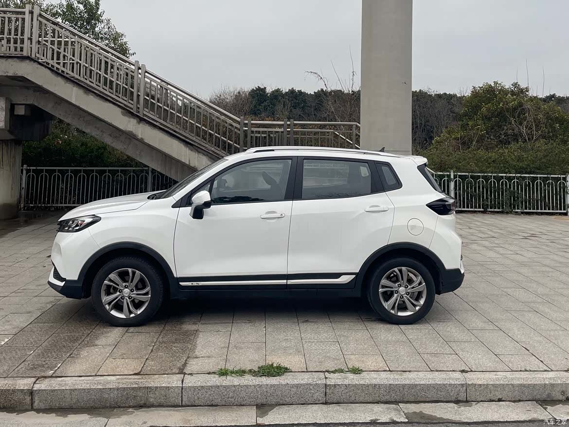 Changan CS15, 2019 3