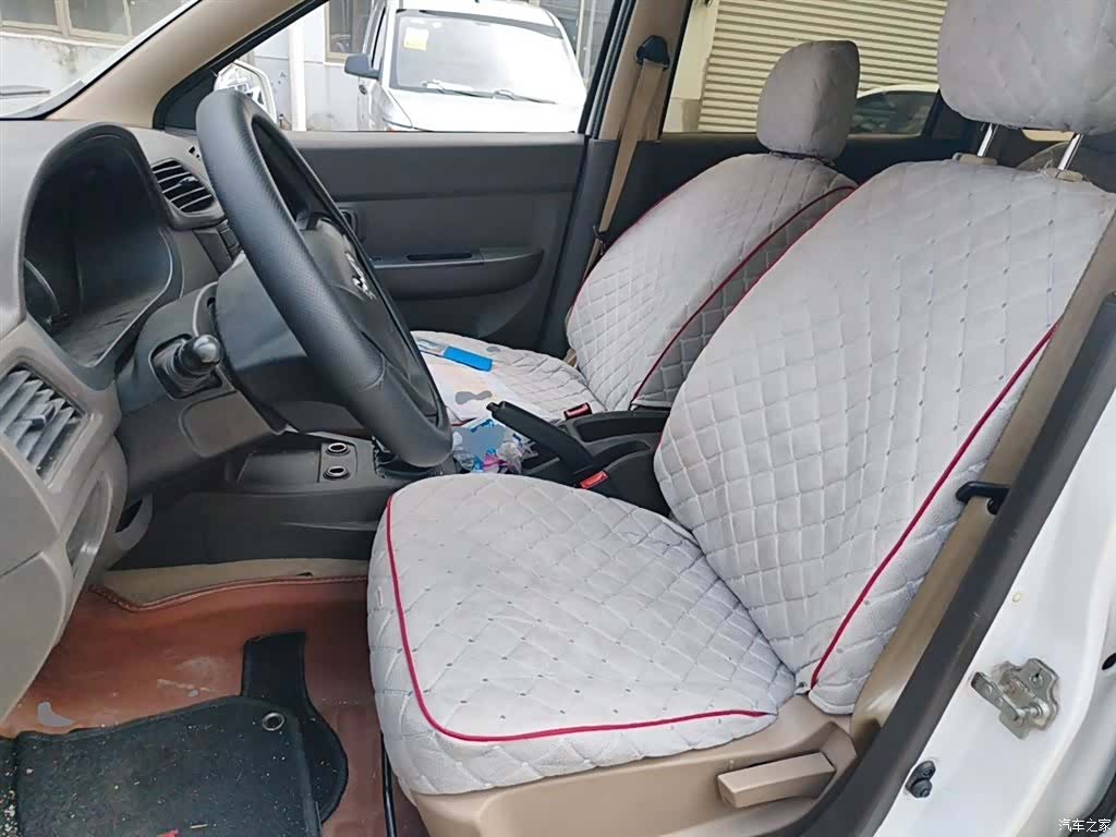 Wuling Hongguang, 2016 8