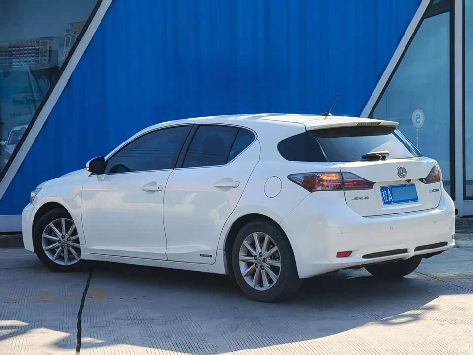 Lexus CT