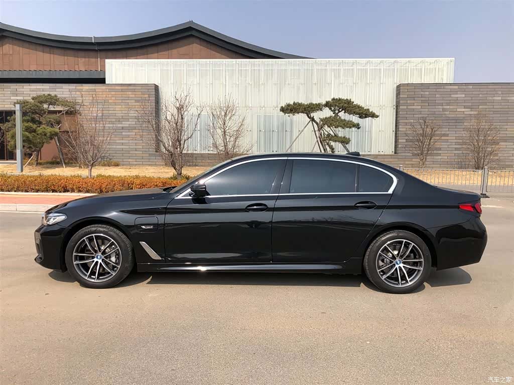 BMW 5 Series, 2024 4
