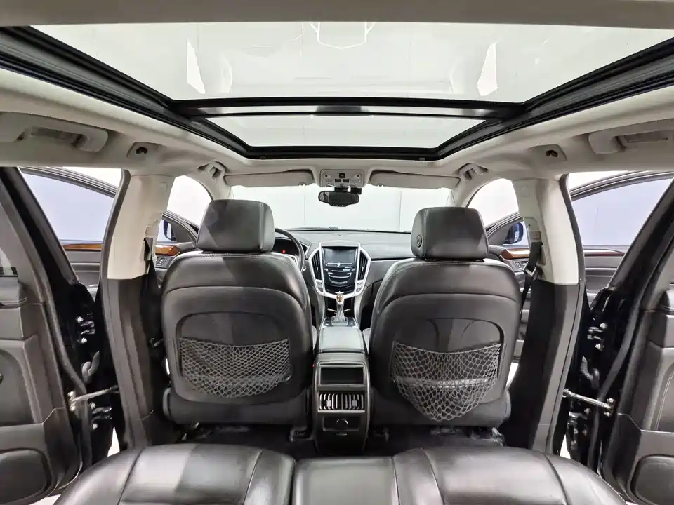 Cadillac SRX
