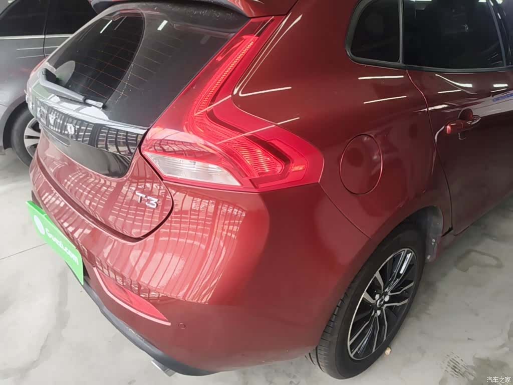Volvo V40, 2017 8