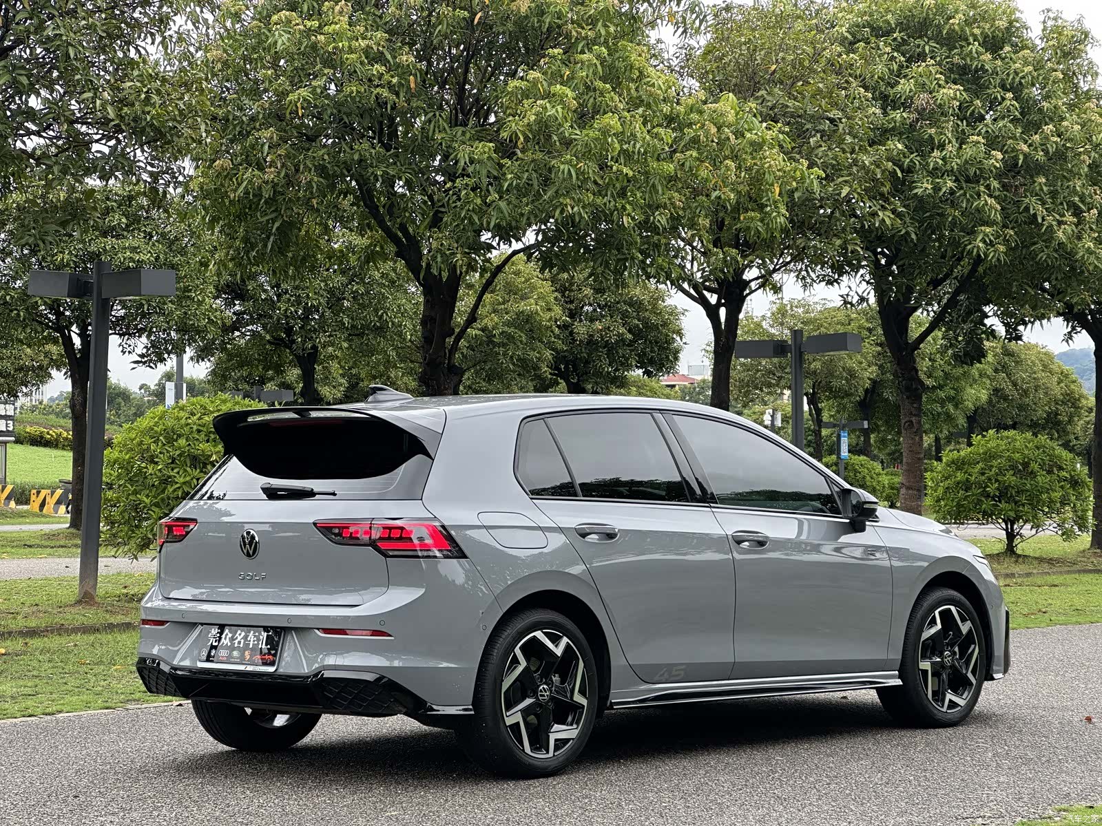 Volkswagen Golf, 2025 7
