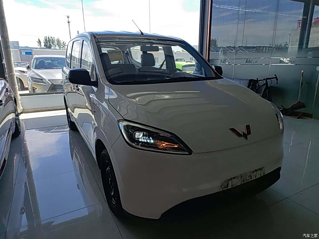 Wuling Hongguang, 2024 4