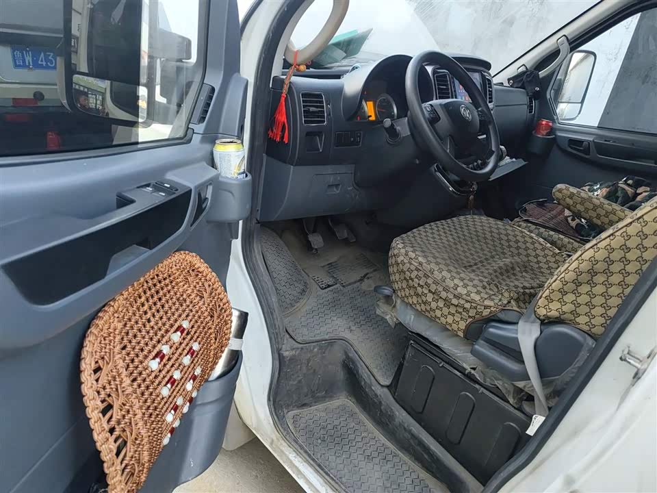 Dongfeng Yufeng Yufeng