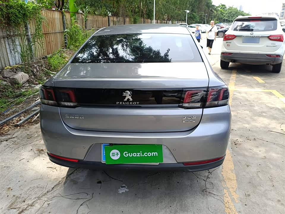 Peugeot 308