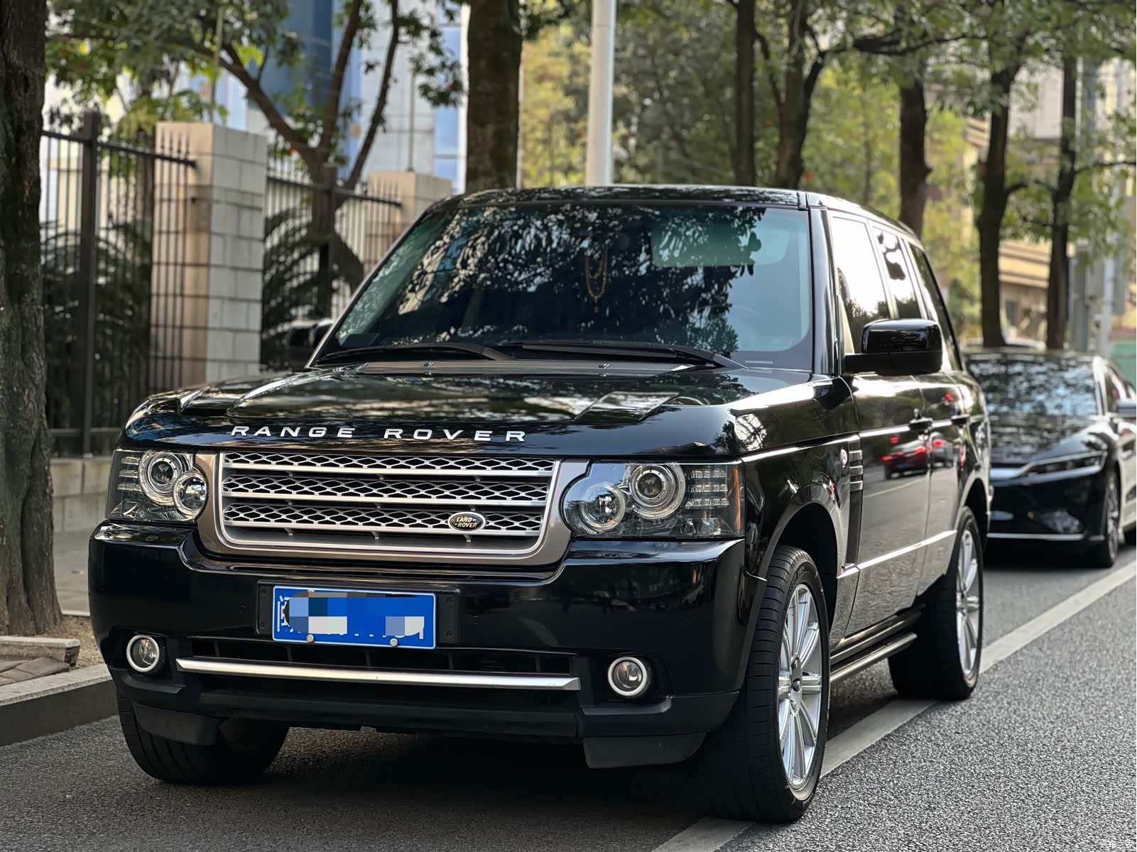 Land Rover Range Rover, 2011 1