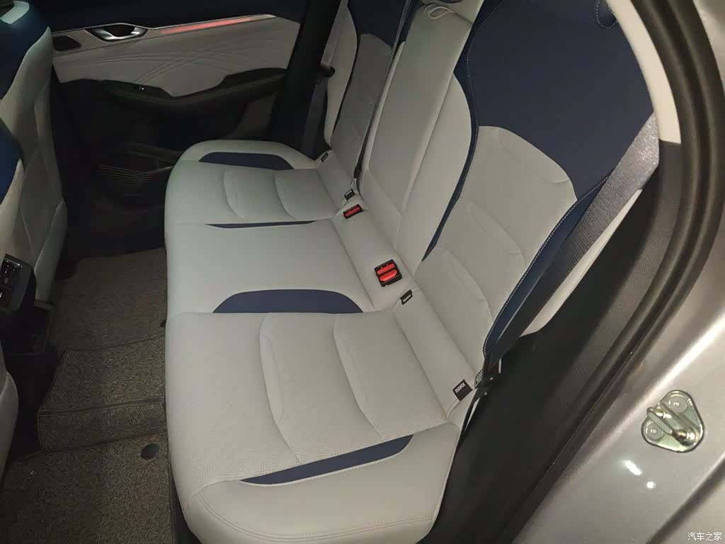 Geely Preface, 2021 18