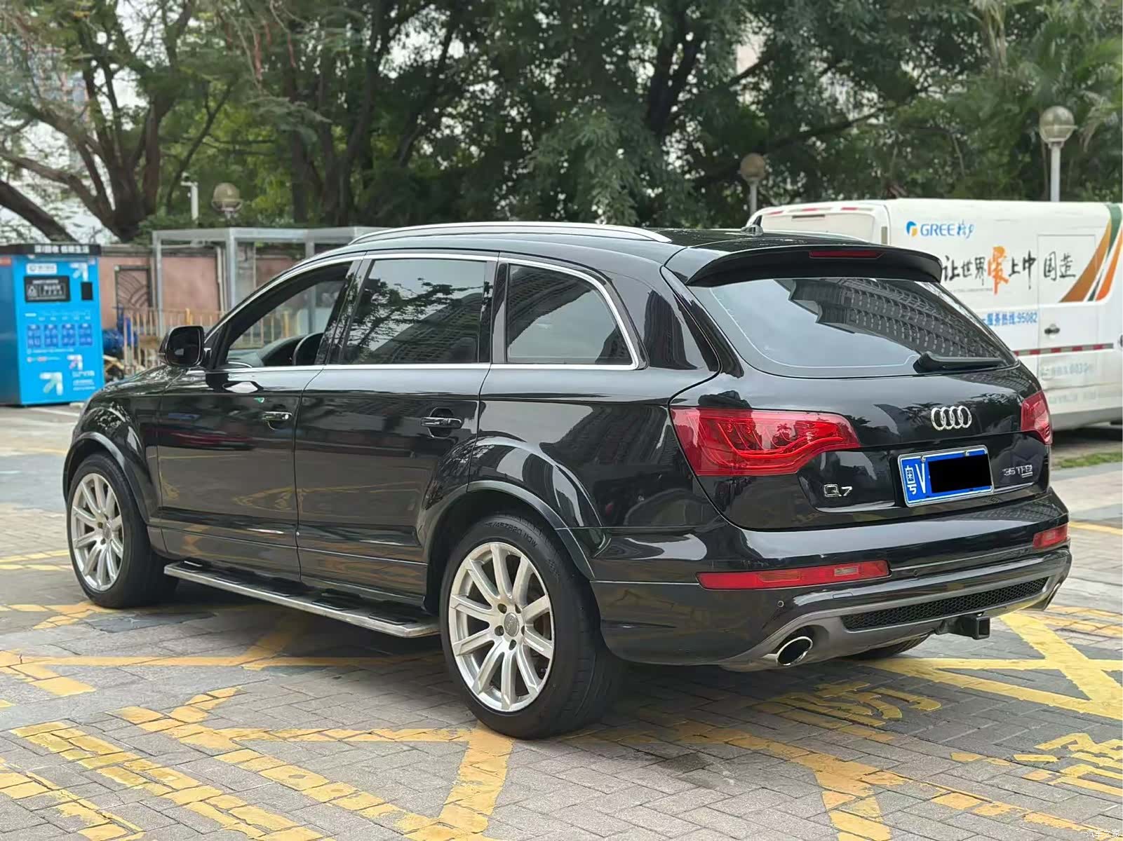 Audi Q7, 2013 9