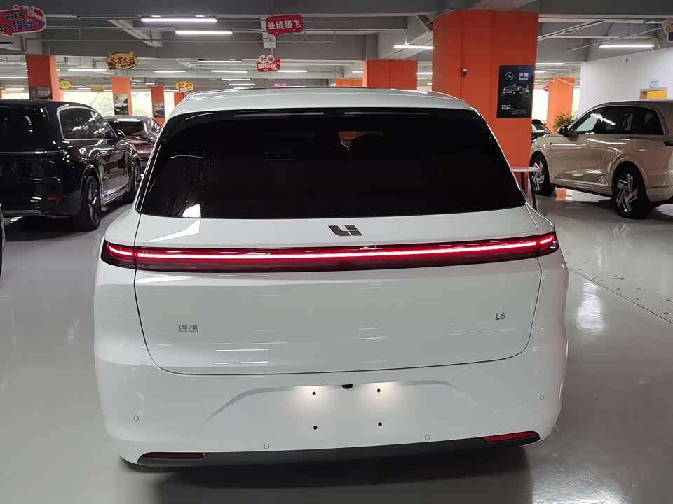 Li Auto Ideal L6