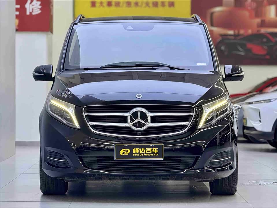 Mercedes-Benz V-class