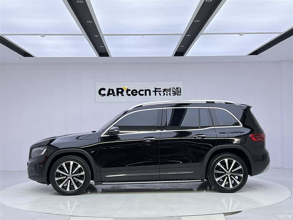 Mercedes-Benz GLB, 2024 8