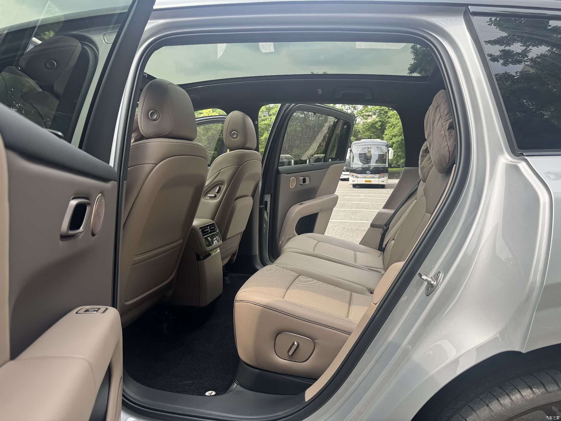 Li Auto i6, 2026 7
