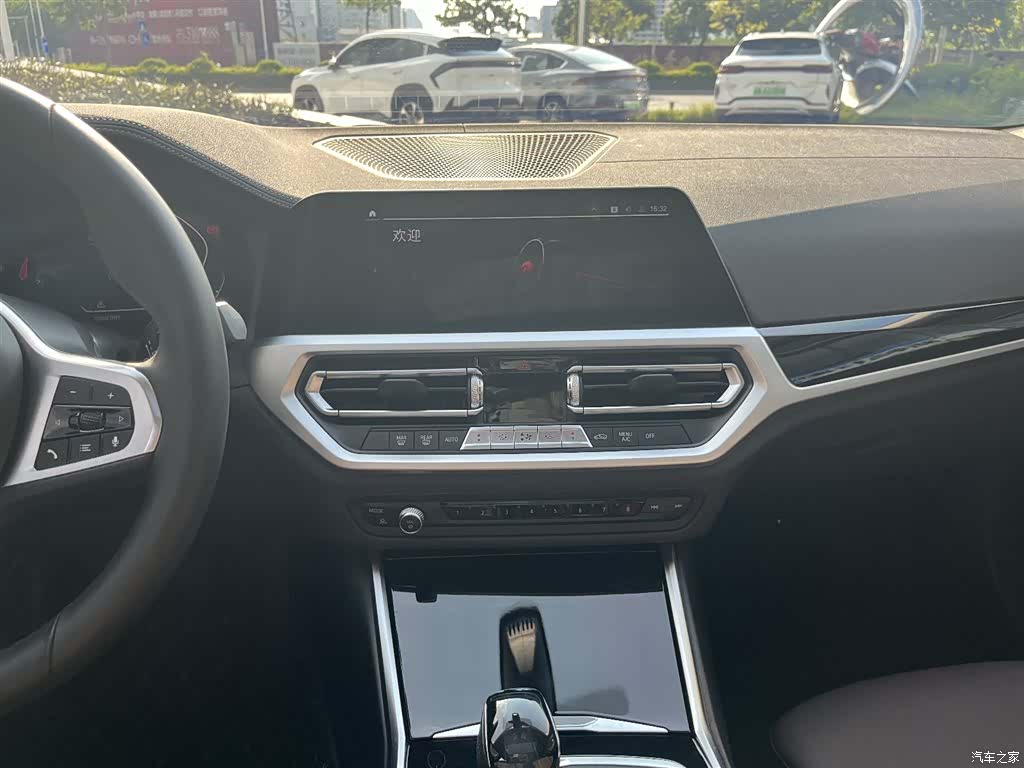 BMW 3 Series, 2020 23