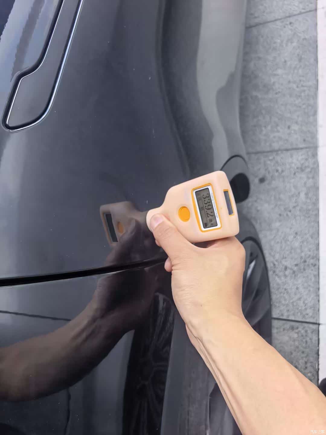 Tesla Model Y, 2023 14