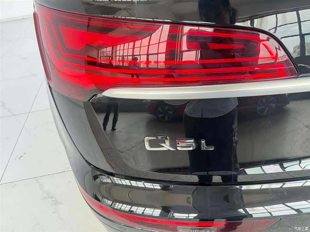 Audi Q5L, 2022 13
