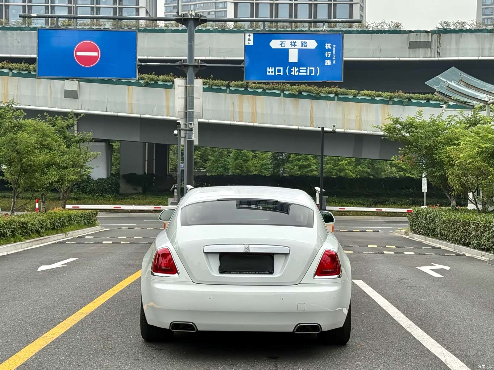 Rolls-Royce Wraith, 2021 8