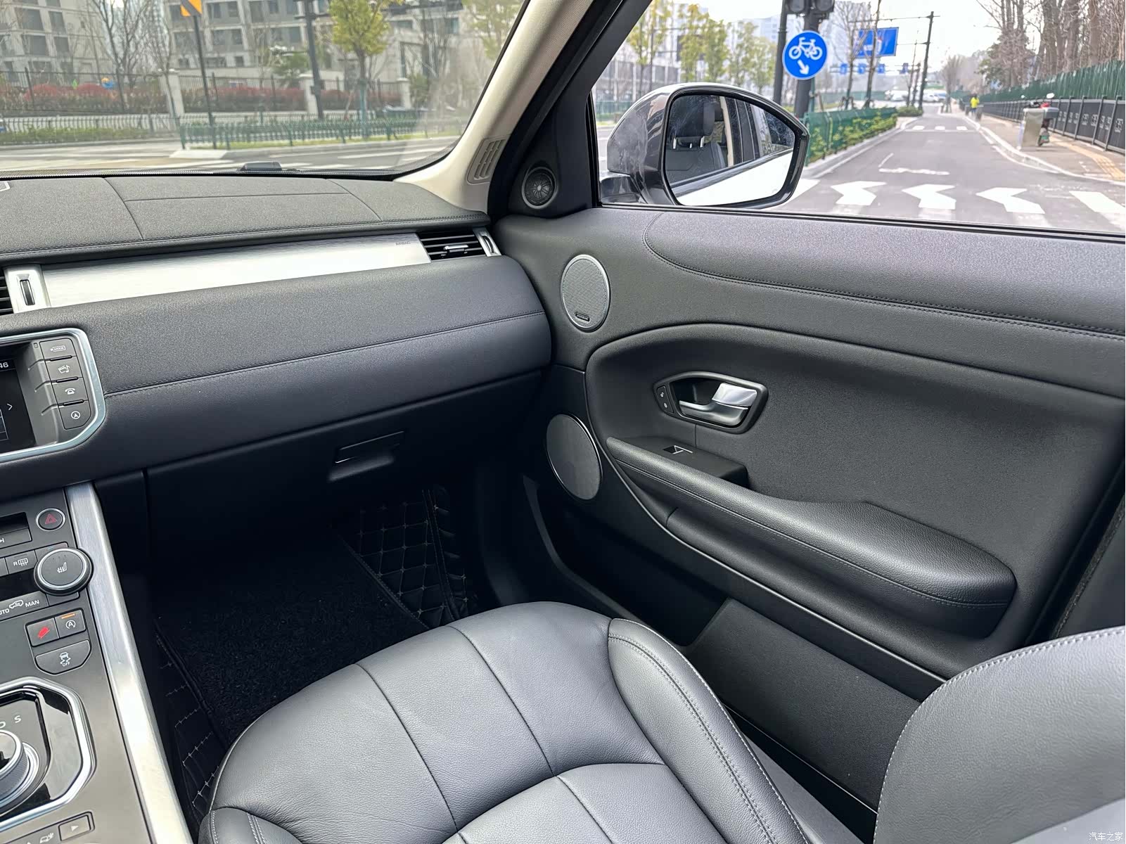 Land Rover Range Rover, 2017 16