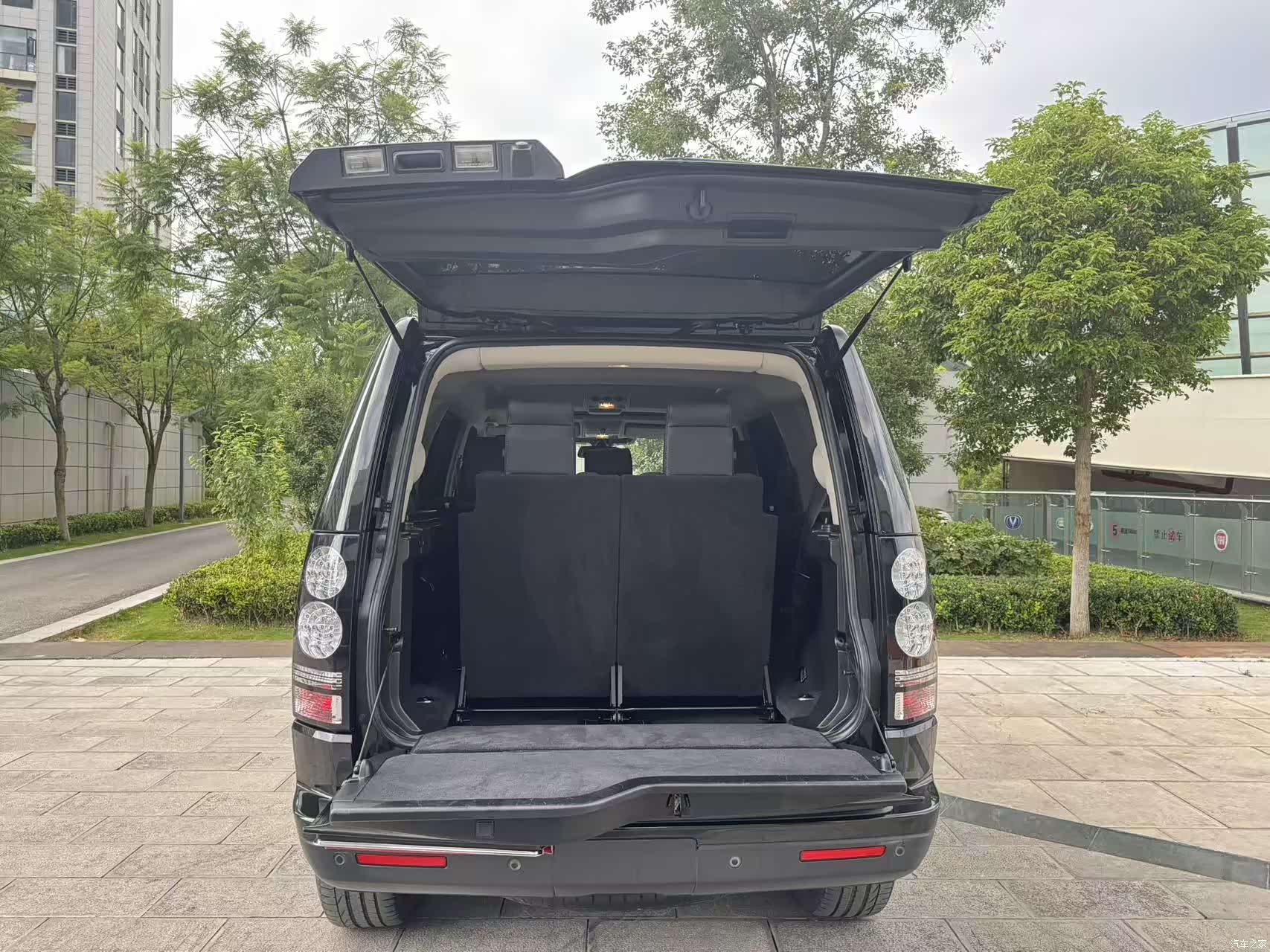 Land Rover Discovery, 2016 18