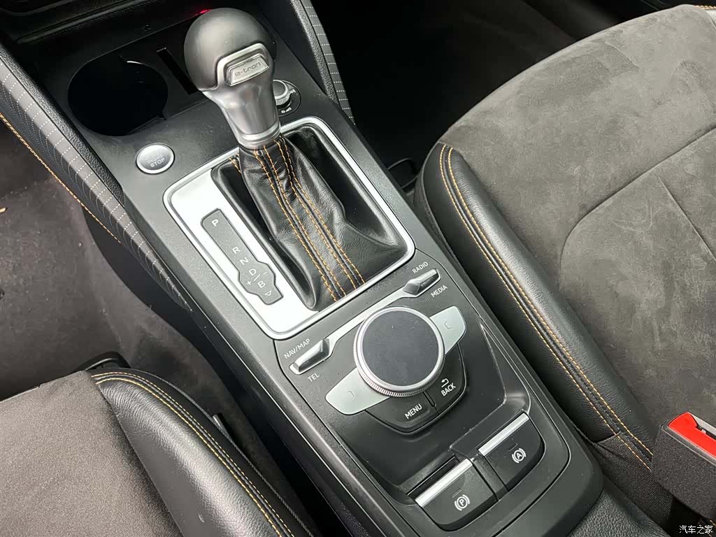 Audi e-tron, 2022 18
