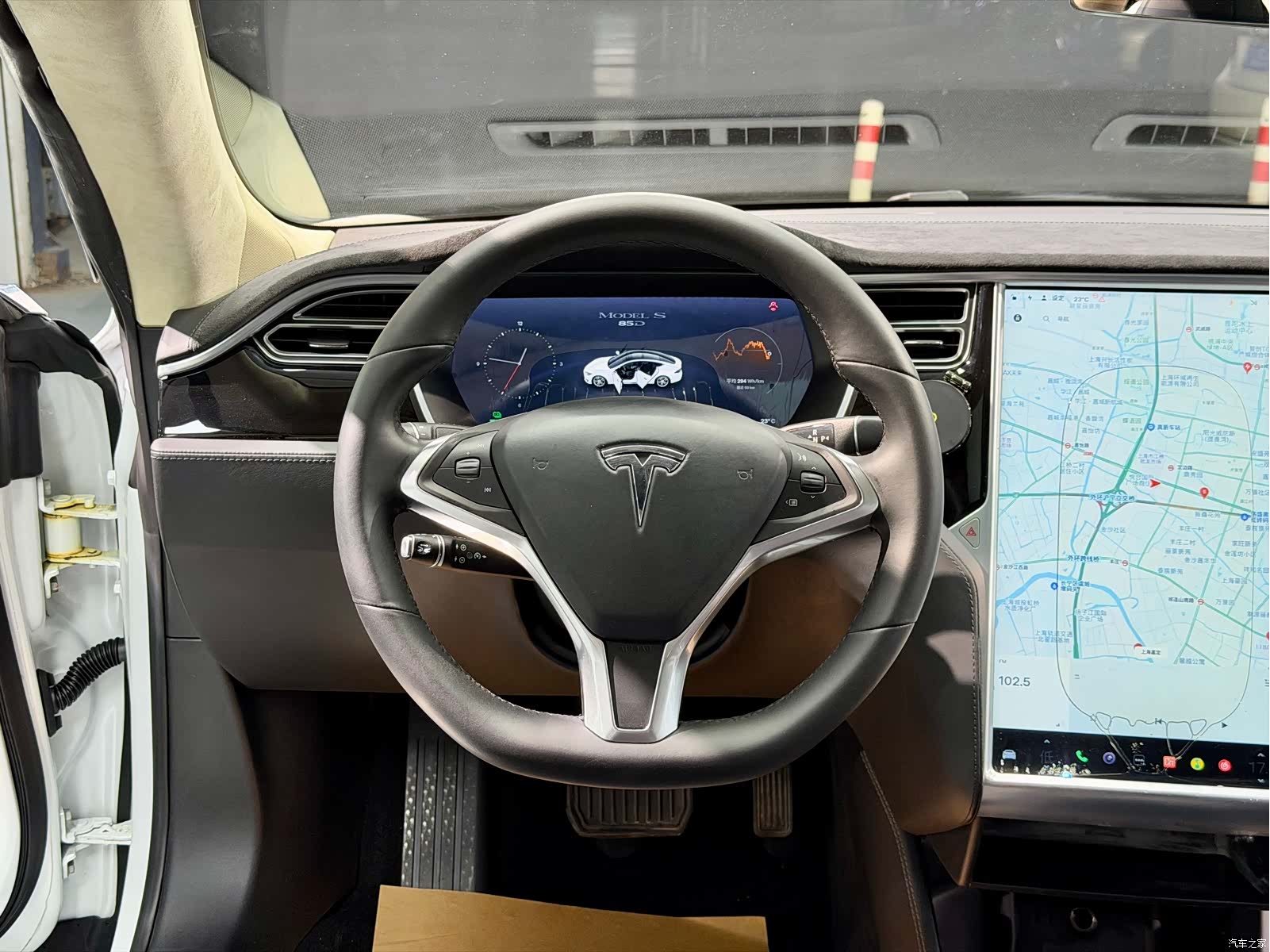 Tesla Model S, 2016 13