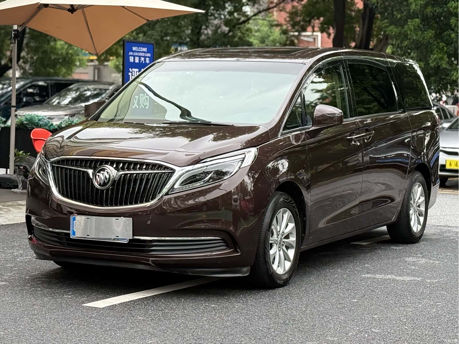 Buick GL8, 2018 1