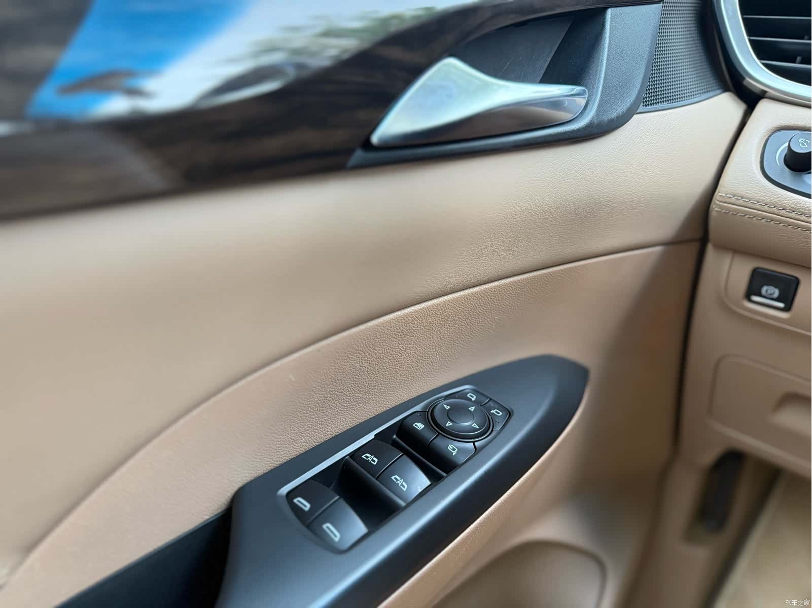 Buick GL8, 2018 22