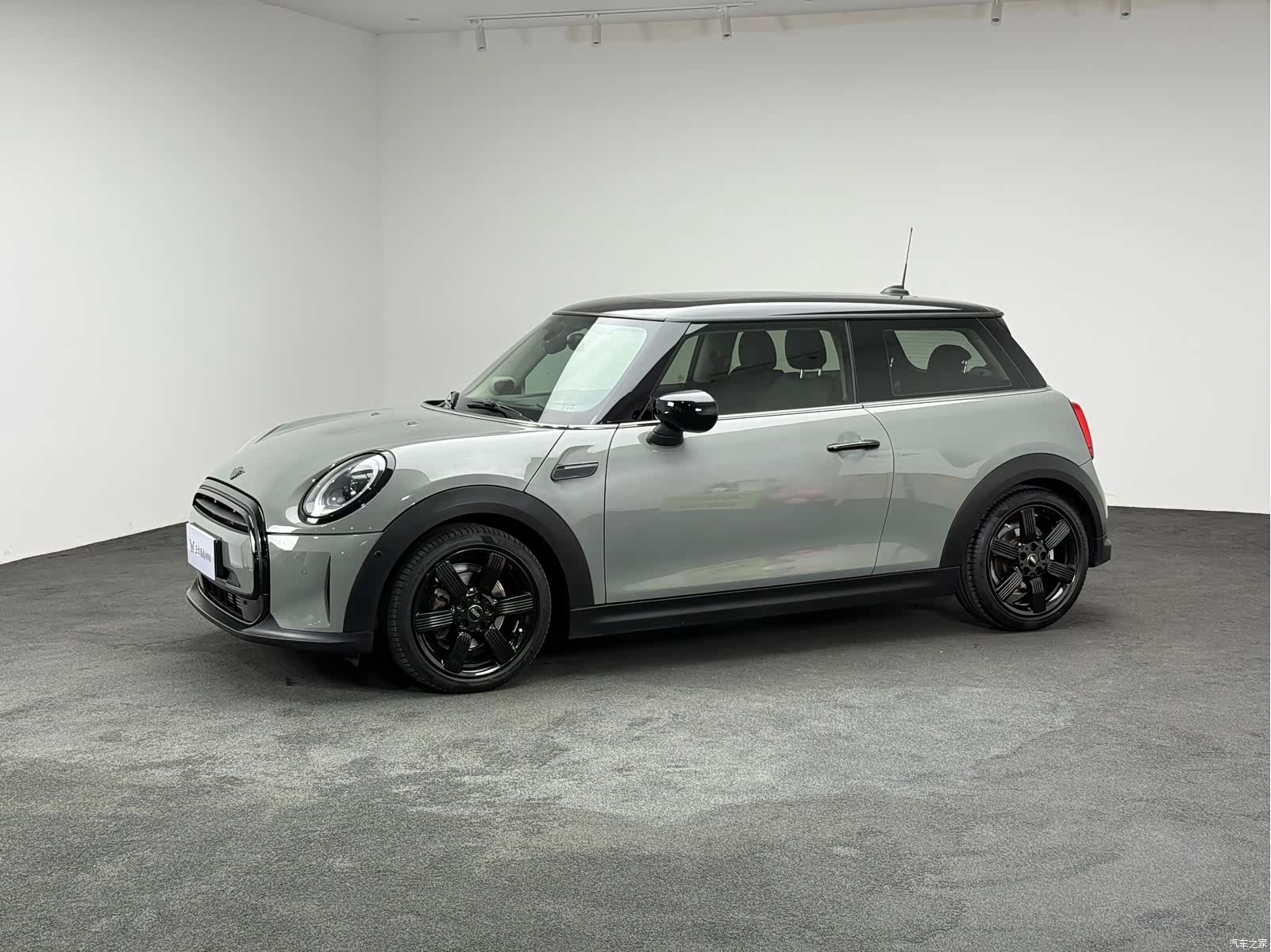 Mini Cooper, 2022 3