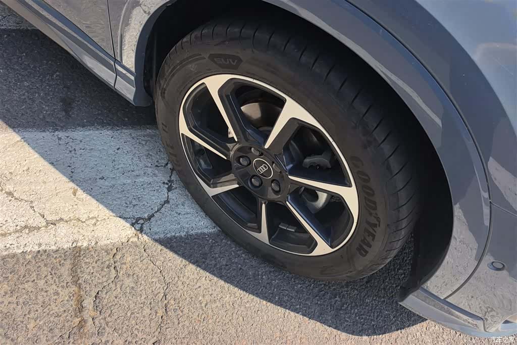 Audi Q3, 2023 6
