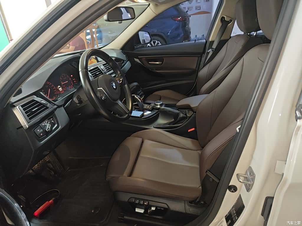 BMW 3 Series, 2017 11