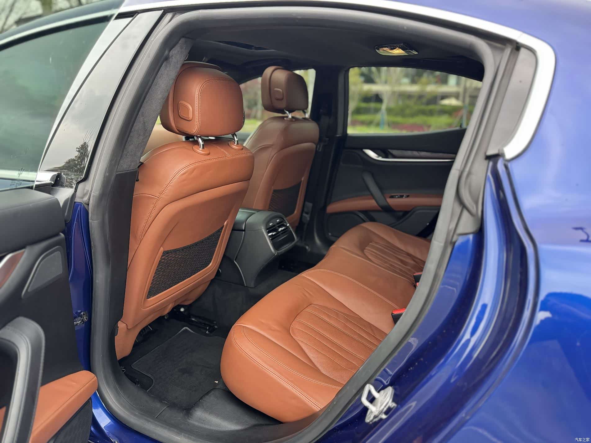 Maserati Ghibli, 2014 12