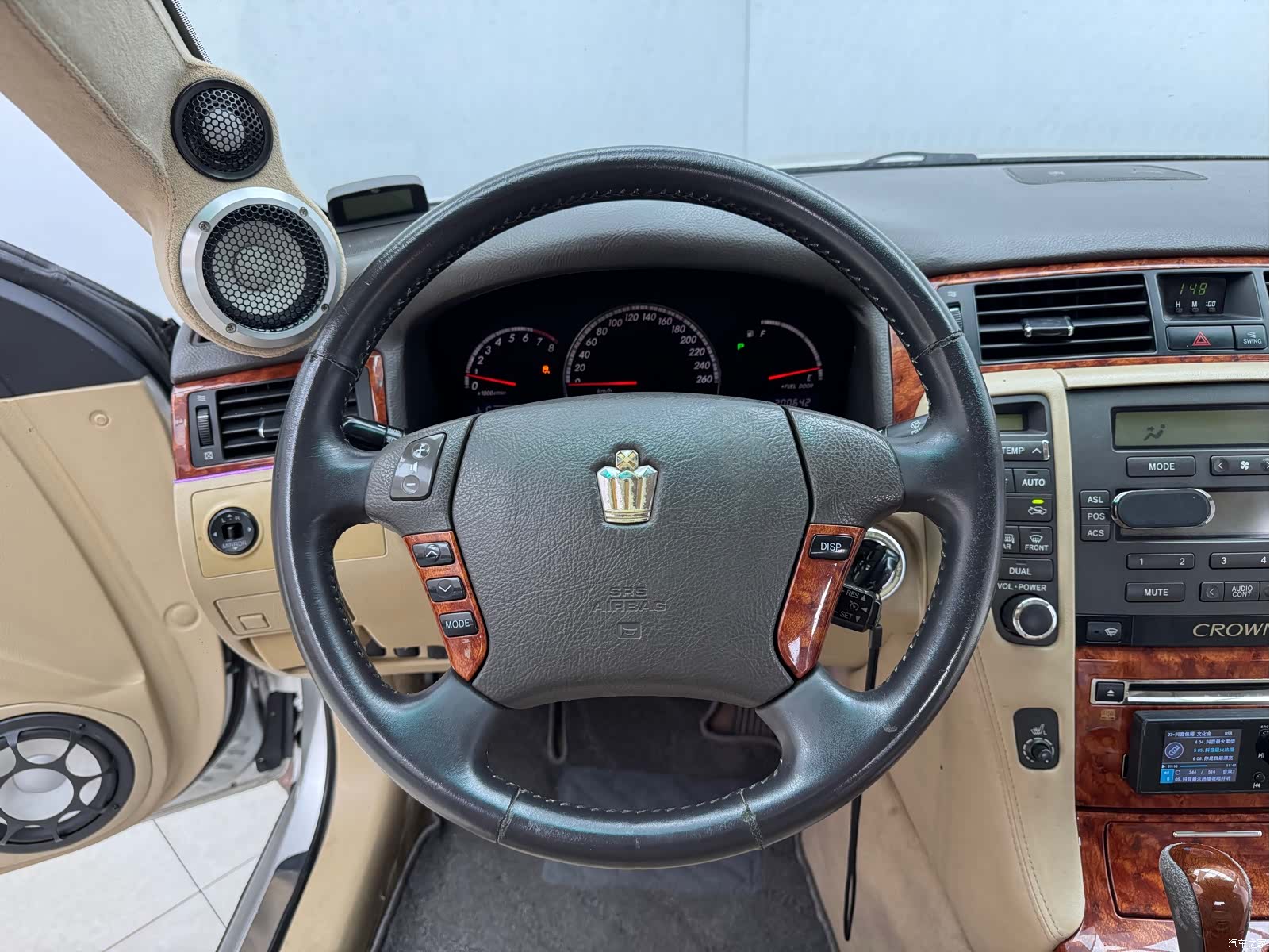 Toyota Crown, 2007 16