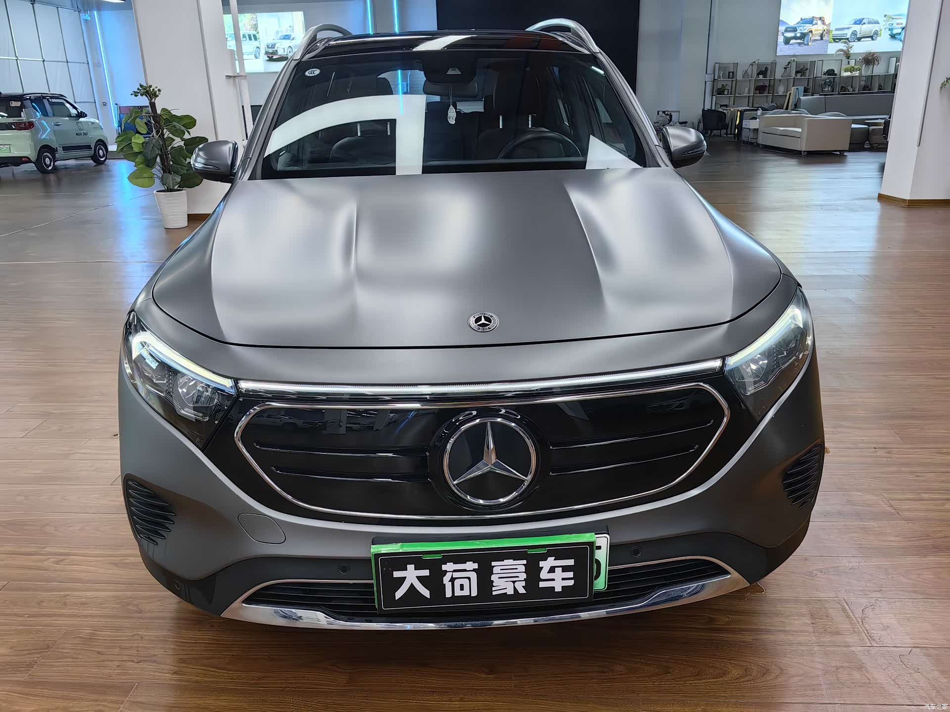 Mercedes-Benz EQB, 2023 2