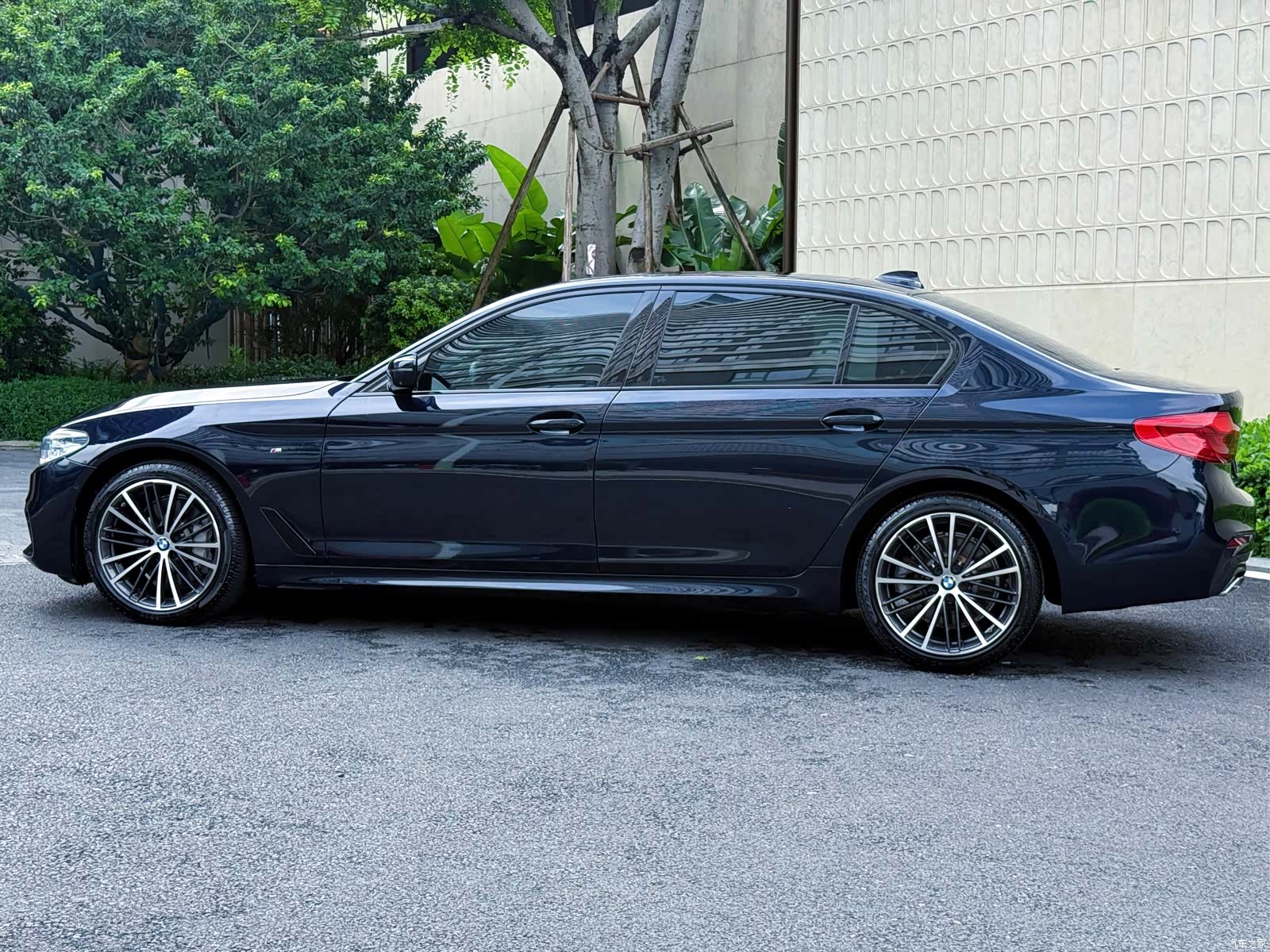 BMW 5 Series, 2019 6