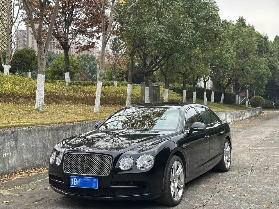 Bentley Flying