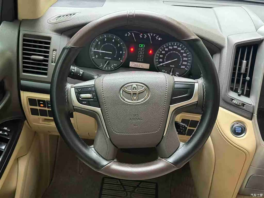 Toyota Land Cruiser, 2018 6