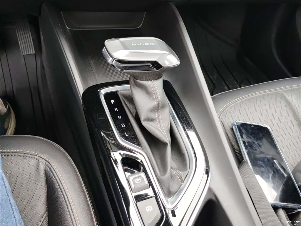Buick Verano, 2023 10