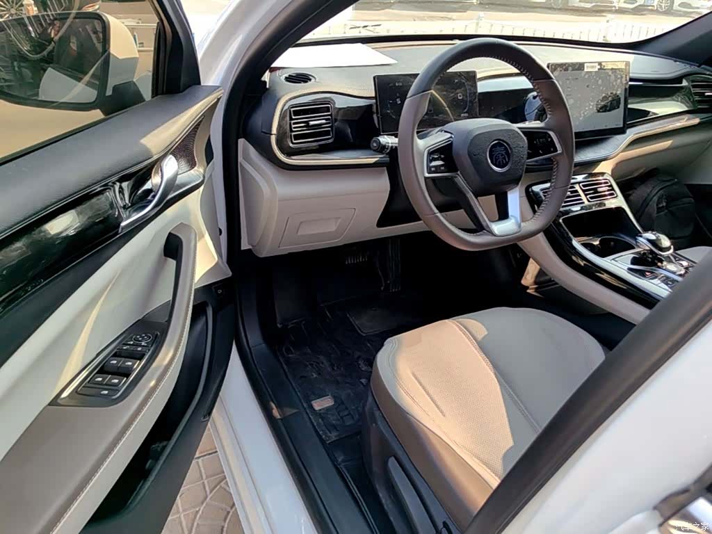 BYD Qin, 2024 16