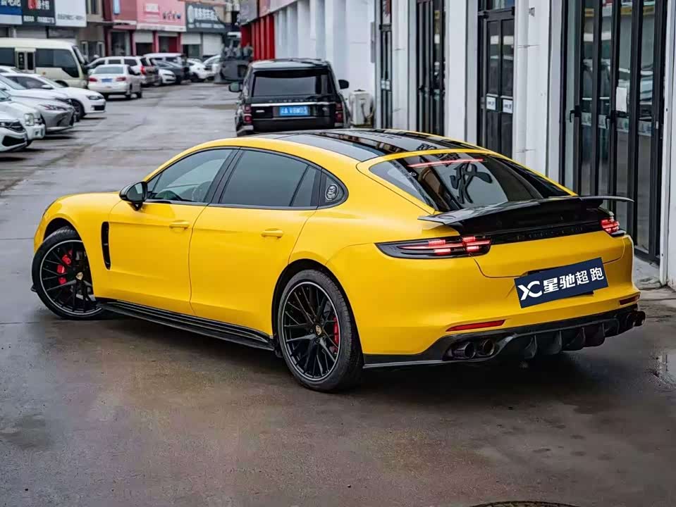 Porsche Panamera